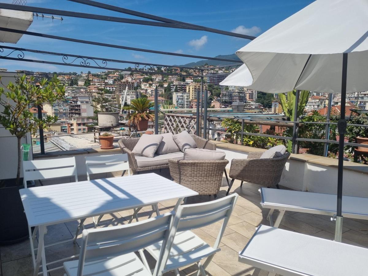 La Casa Dello Svedese Apartment Sanremo Bagian luar foto