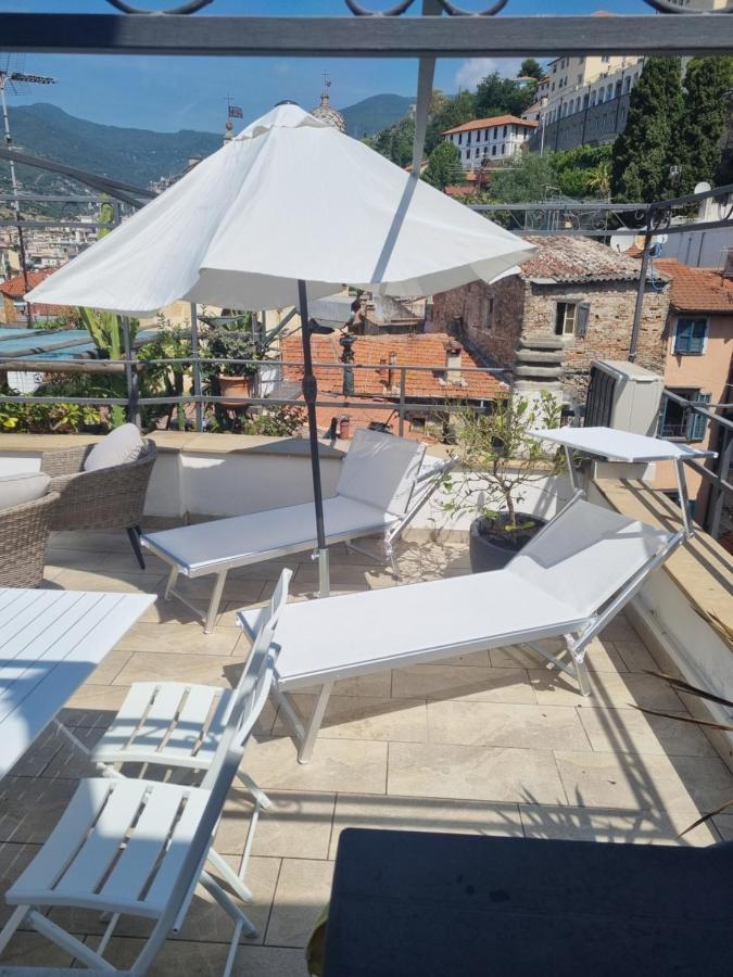 La Casa Dello Svedese Apartment Sanremo Bagian luar foto