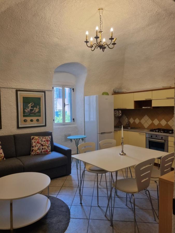 La Casa Dello Svedese Apartment Sanremo Bagian luar foto